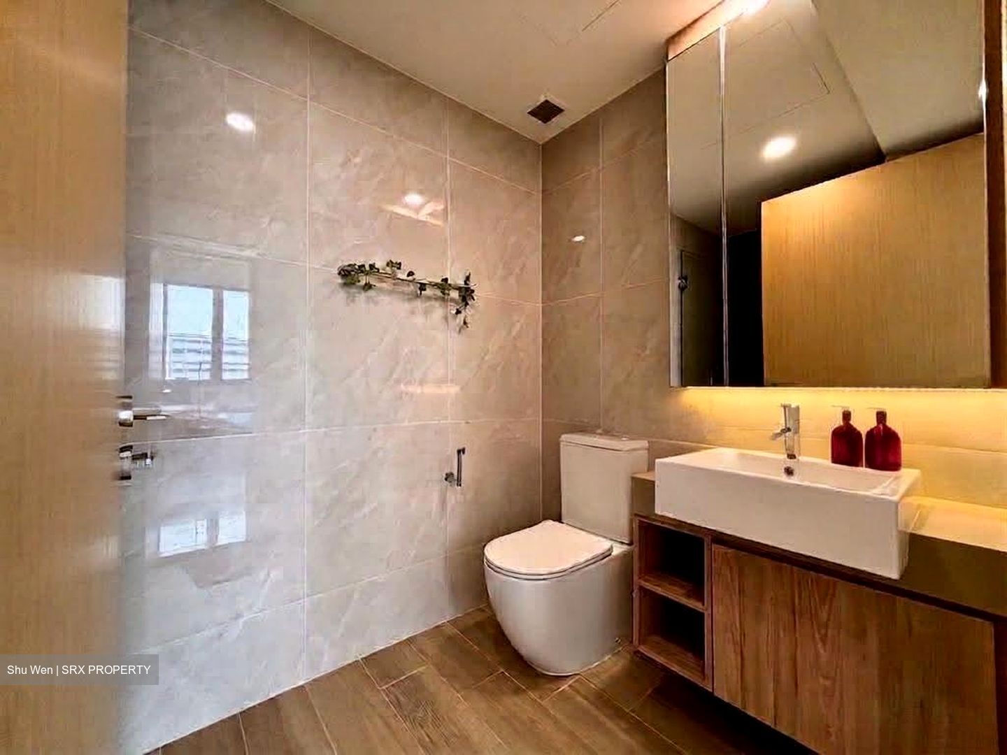 Urban Treasures (D14), Condominium #617993061